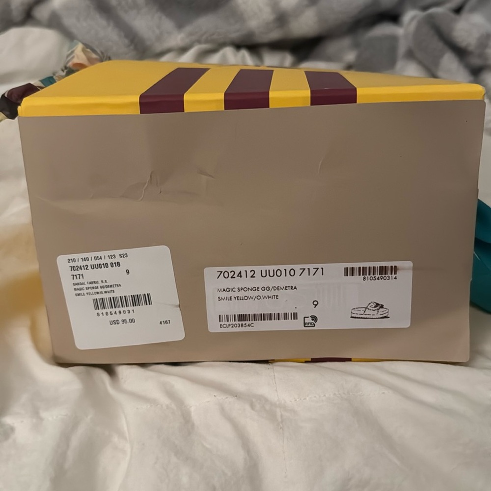 Gucci adidas slides size 9